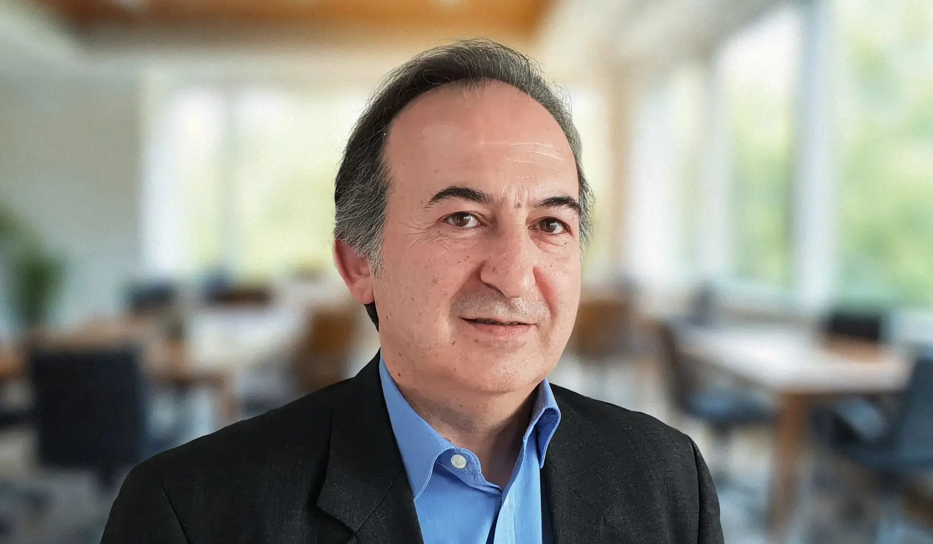 Erdal Cec von BRZ im Gespräch über Fachkräftemangel und Entlastung im Bau-Rechnungswesen